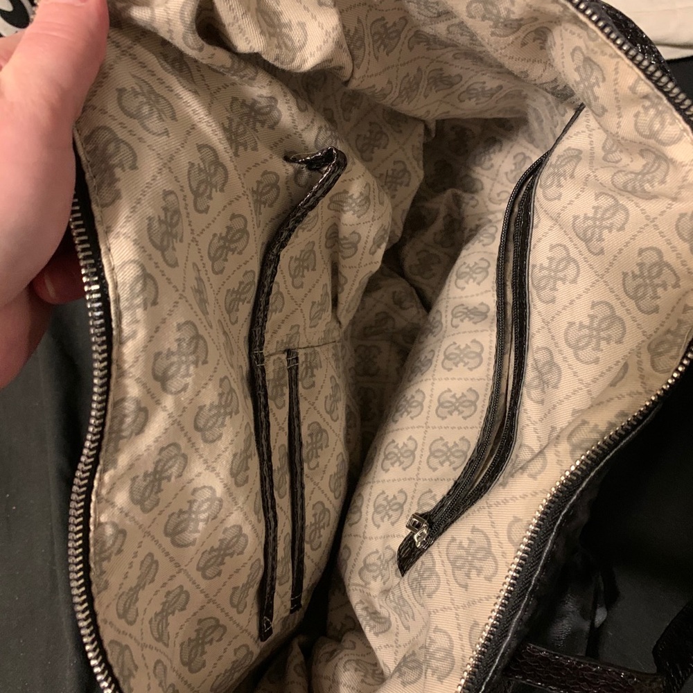Guess bag - Picture 3 of 3